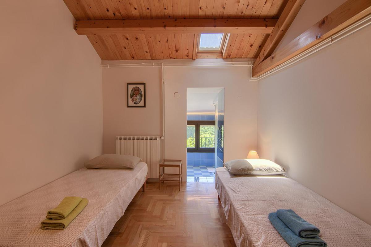 Holiday Home Kukurin Bale Exterior photo